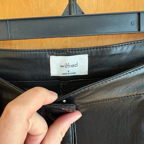 Wilfred‎ Faux Leather Pants Black High Waist Straight Leg Size 6 - Picture 3 of 8